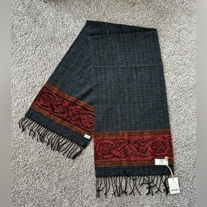 Calzeat of Scotland wool scarf